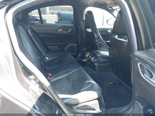Alfa Romeo 2018 2018 ZARFAEAV3J7576095 Image 8