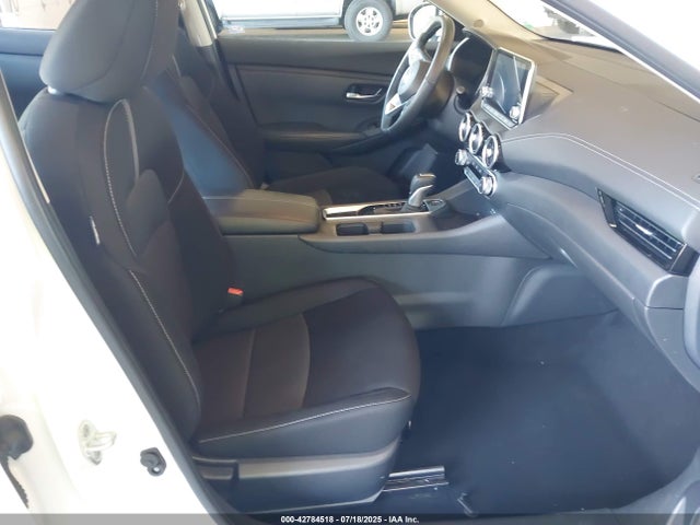 3N1AB8CV1NY206030 Nissan Sentra
