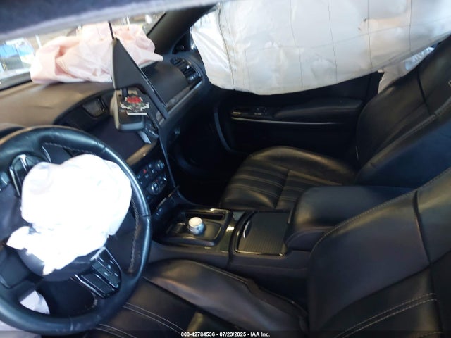 Chrysler 300 2021 2C3CCABG8MH601179 Image 5