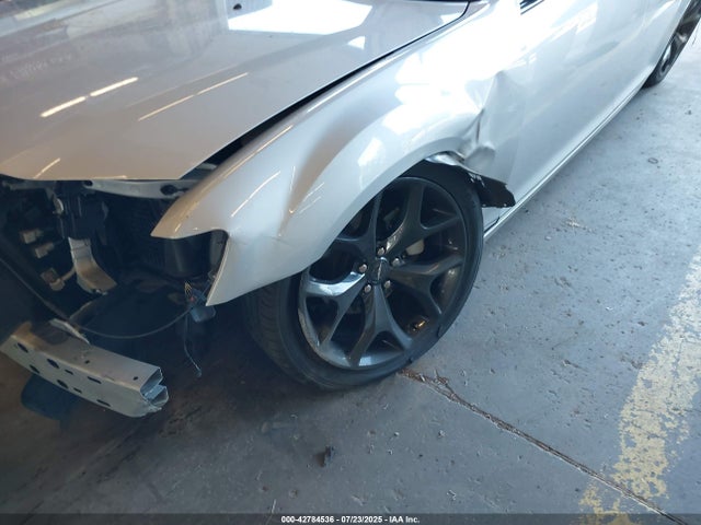 Chrysler 300 2021 2C3CCABG8MH601179 Image 6