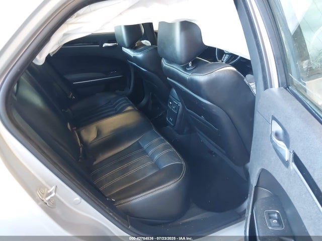 Chrysler 300 2021 2C3CCABG8MH601179 Image 8