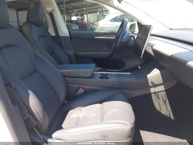 2024 TESLA MODEL Y 7SAYGDEE0RF056824 Photo 4