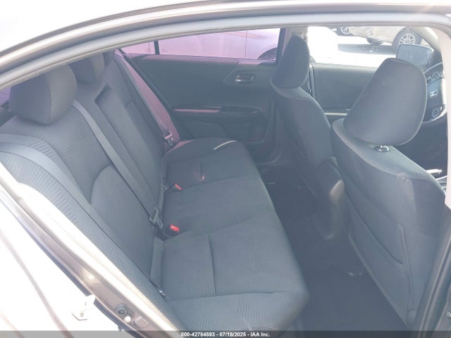 1HGCR2F30HA264844 Honda k24w1