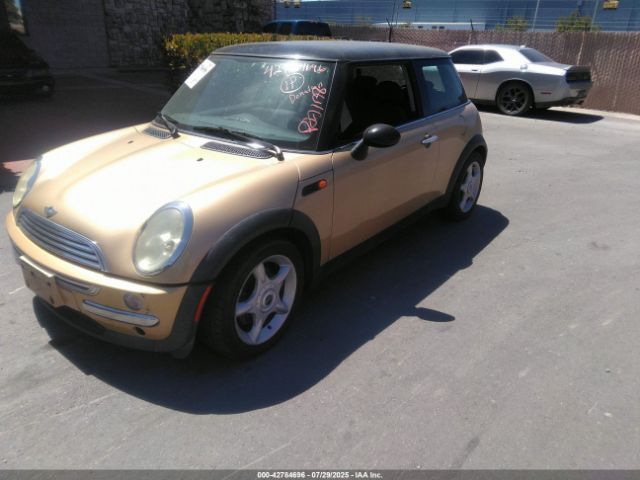2004 MINI COOPER WMWRC334X4TJ59608 Photo 1