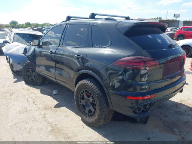 2016 PORSCHE CAYENNE WP1AD2A2XGLA73436 Photo 2