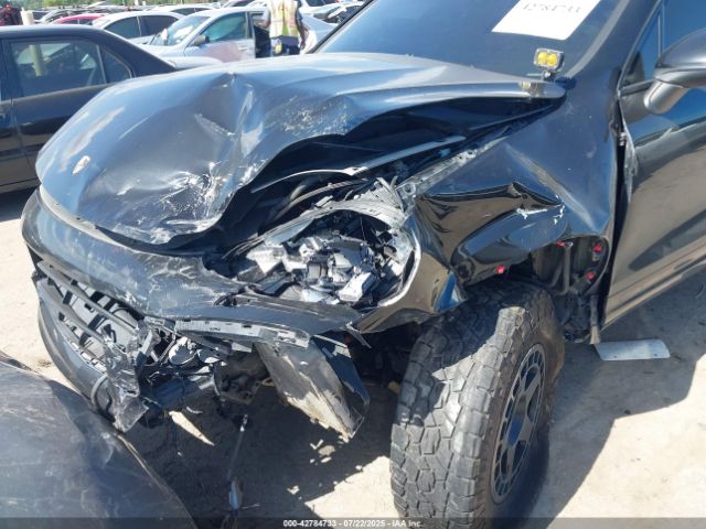 2016 PORSCHE CAYENNE WP1AD2A2XGLA73436 Photo 5