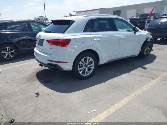 2022 AUDI Q3 WA1EECF37N1090981 Photo 3