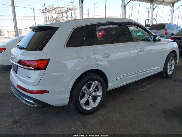 2023 AUDI Q7 WA1AXBF78PD017934 Photo 3