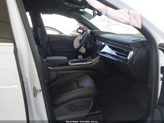 2023 AUDI Q7 WA1AXBF78PD017934 Photo 4