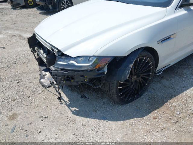 2017 JAGUAR XF SAJBK4BV3HCY35170 Photo 5