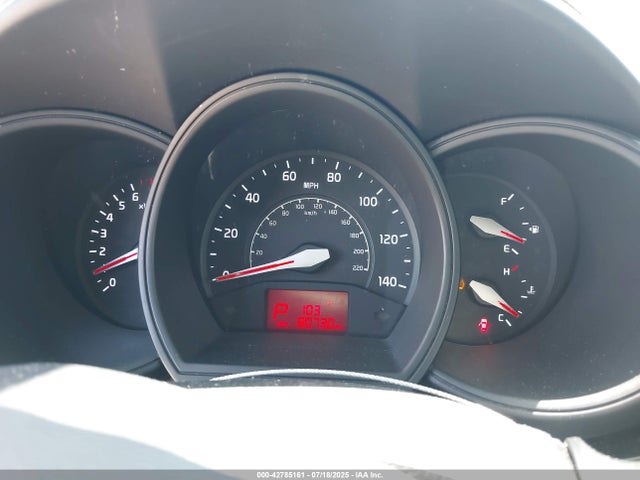 KNADM4A35G6638609 KIA gamma