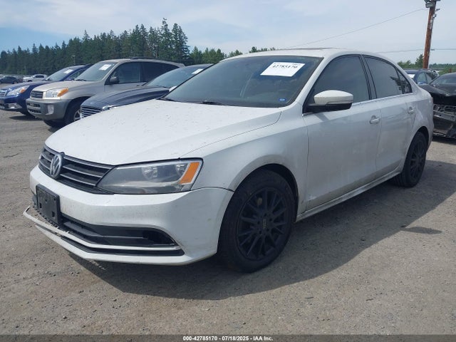 3VWLA7AJ8FM325508 Volkswagen 2015