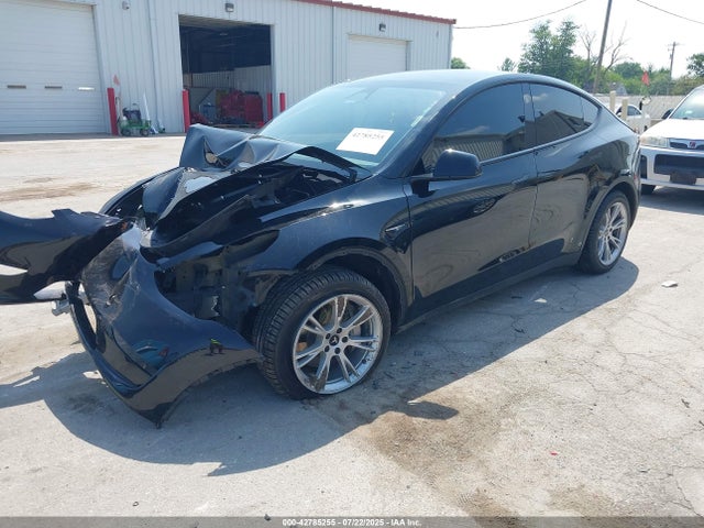 2024 TESLA MODEL Y 7SAYGDEE3RF987169 Photo 1