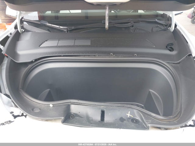 2021 TESLA MODEL Y 5YJYGAEE0MF186915 Photo 9