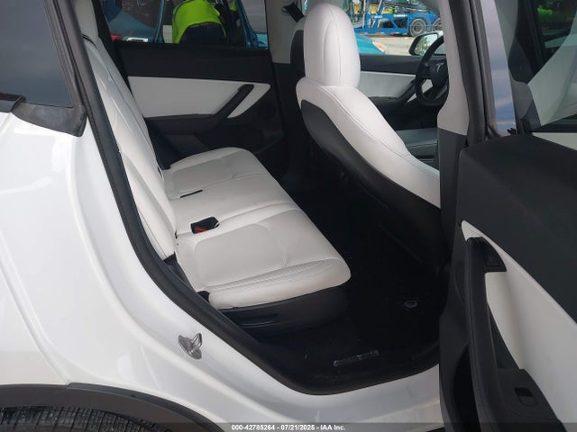 2021 TESLA MODEL Y 5YJYGAEE0MF186915 Photo 7