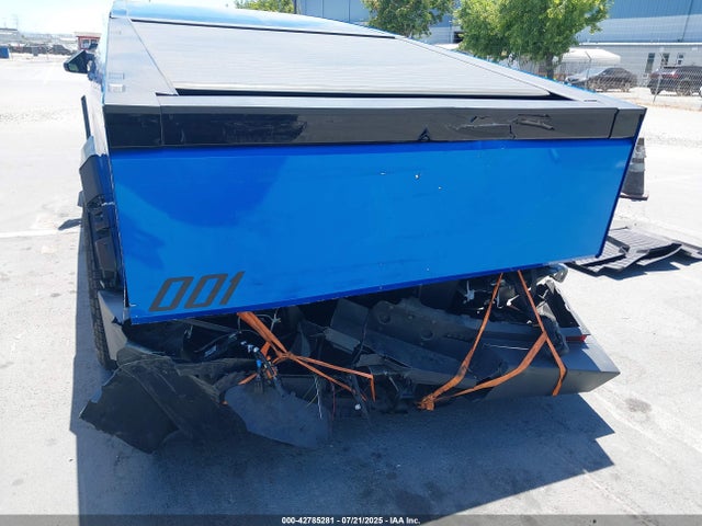 2024 TESLA CYBERTRUCK 7G2CEHED7RA033076 Photo 5