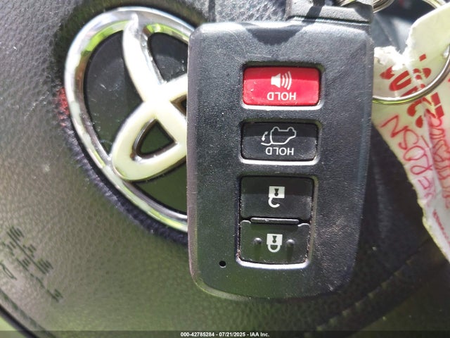 2T3YFREV8FW174090 Toyota 2ar-fe