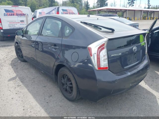 2014 TOYOTA PRIUS JTDKN3DUXE0361915 Photo 2
