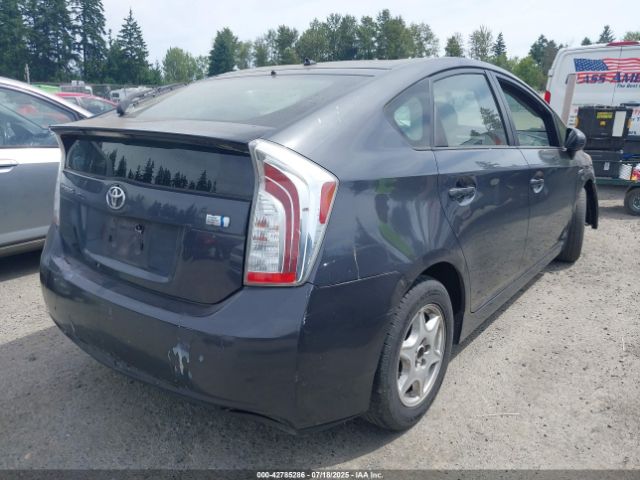 2014 TOYOTA PRIUS JTDKN3DUXE0361915 Photo 3