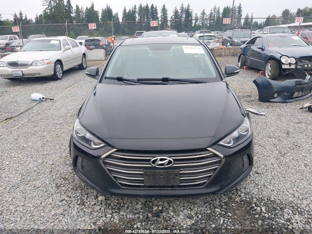 5NPD84LF4HH031946 Hyundai 2017