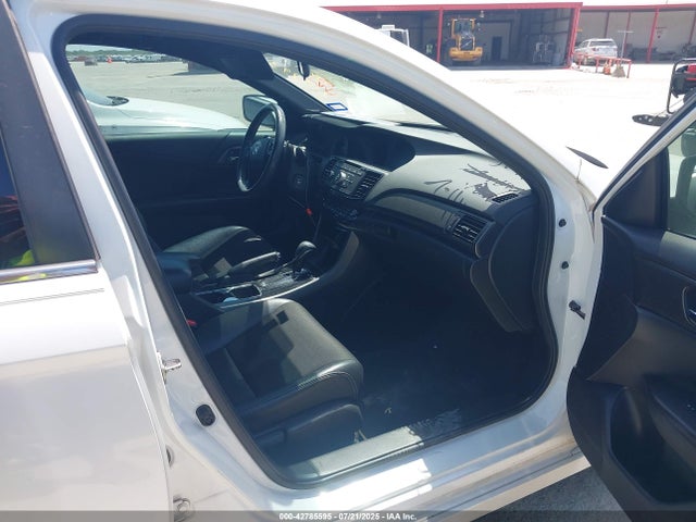 1HGCR2F5XHA214793 Honda k24w1