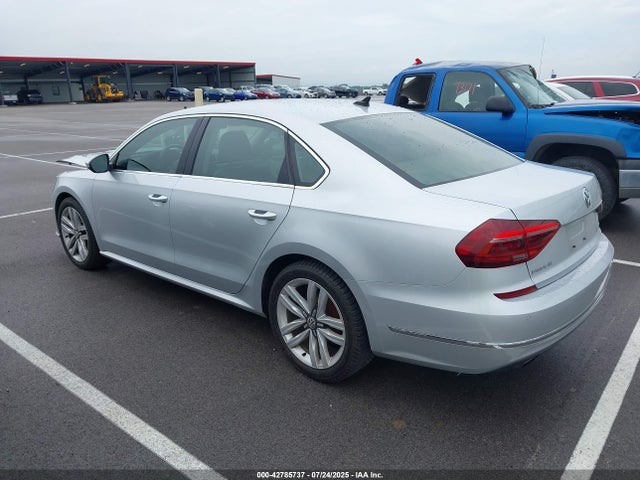 1VWGT7A38HC056816 Volkswagen 1.8 tsi