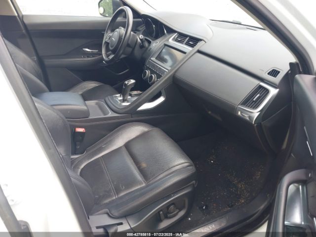2019 JAGUAR E-PACE SADFP2FX2K1Z37715 Photo 4