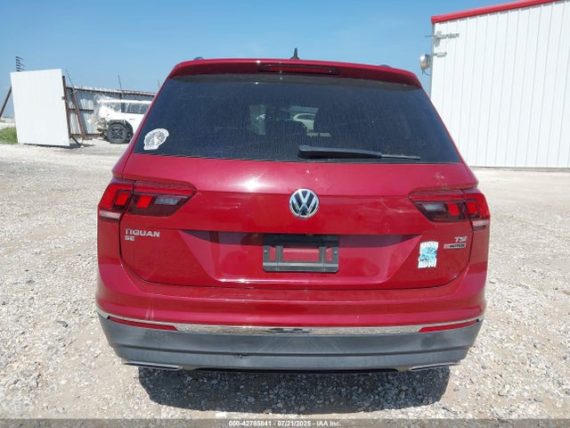 Volkswagen Tiguan 2018 3VV2B7AX3JM143905 Image 17