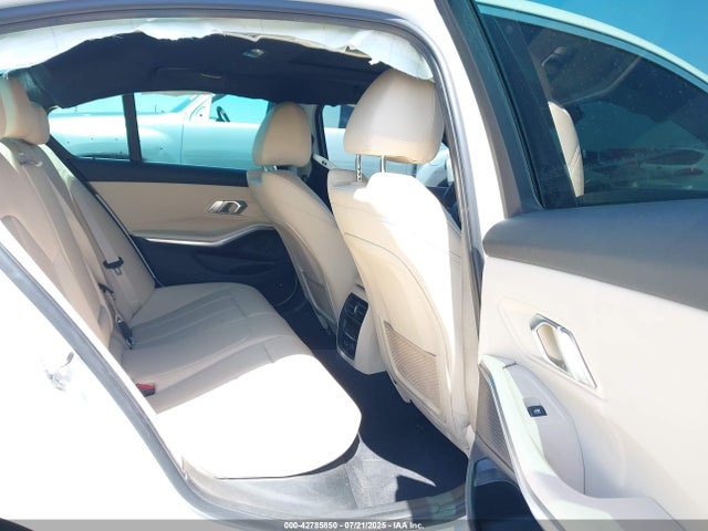 WBA5R1C53KFH08574 BMW 330I