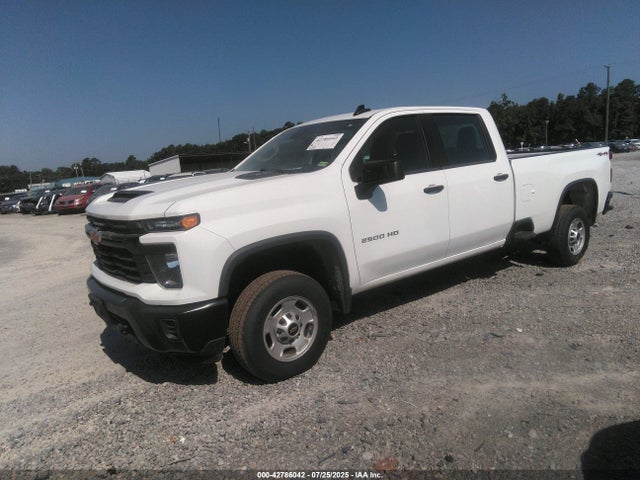 Chevrolet l8t 2024 1GC1YLE7XRF216369 Image 2