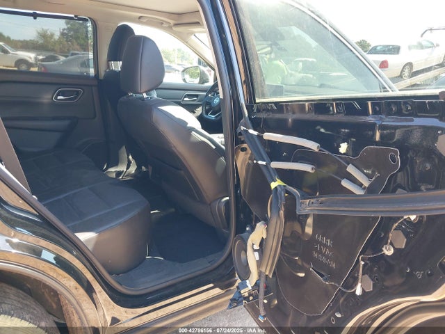 5N1AT3BA1MC674726 Nissan Rogue