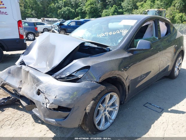 2023 TESLA MODEL Y 7SAYGDEE4PF878569 Photo 1