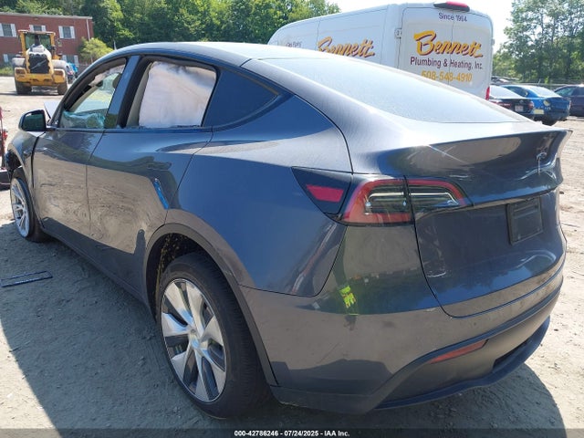 2023 TESLA MODEL Y 7SAYGDEE4PF878569 Photo 2