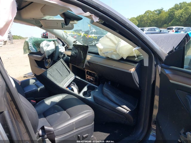 2023 TESLA MODEL Y 7SAYGDEE4PF878569 Photo 4