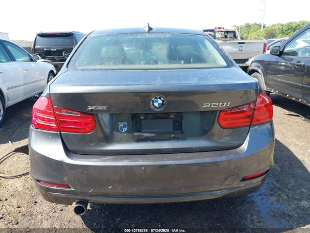 42786258 :رقم المزاد ، WBA3C3C51EP662792 vin ، 2014 Bmw 320i Xdrive مزاد بيع