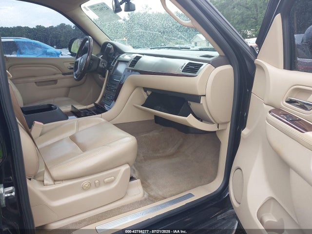 2013 CADILLAC ESCALADE ESV 1GYS3HEF4DR145159 Photo 4