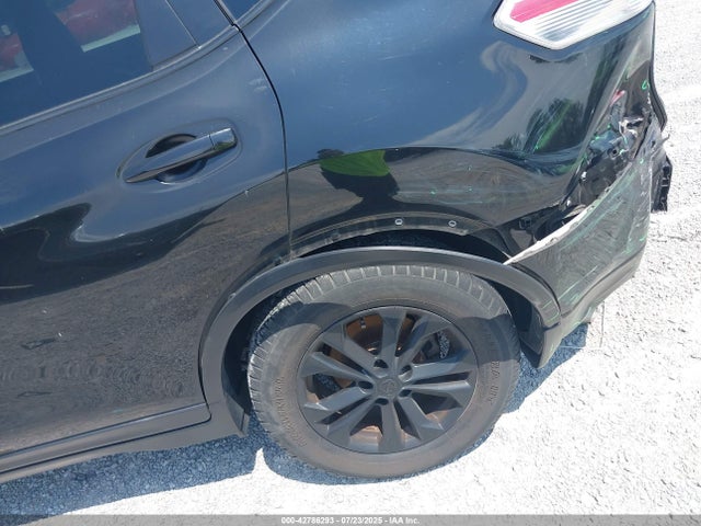 KNMAT2MT2FP520521 Nissan 2015
