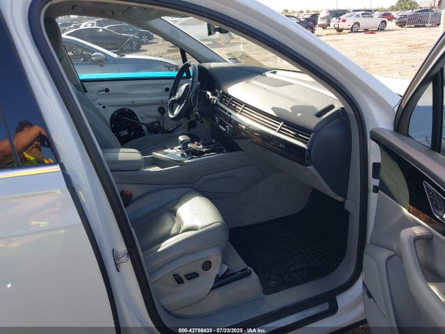 2018 AUDI Q7 WA1VAAF78JD018702 Photo 4