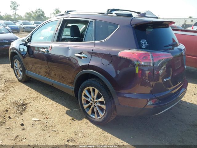 2017 TOYOTA RAV4 2T3DFREV5HW603106 Photo 2