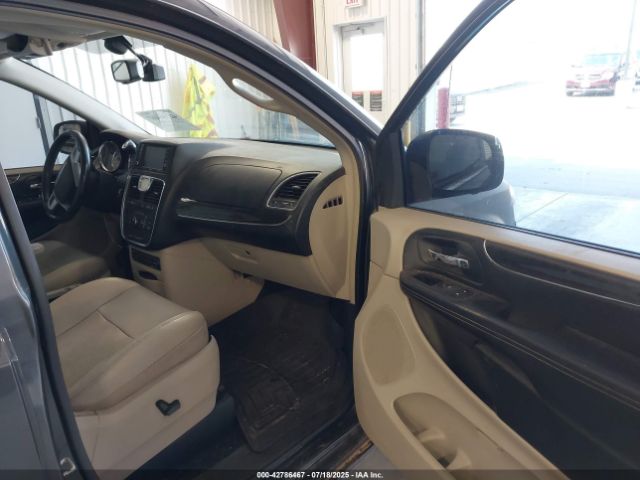 2011 CHRYSLER TOWN & COUNTRY 2A4RR8DG3BR799441 Photo 4