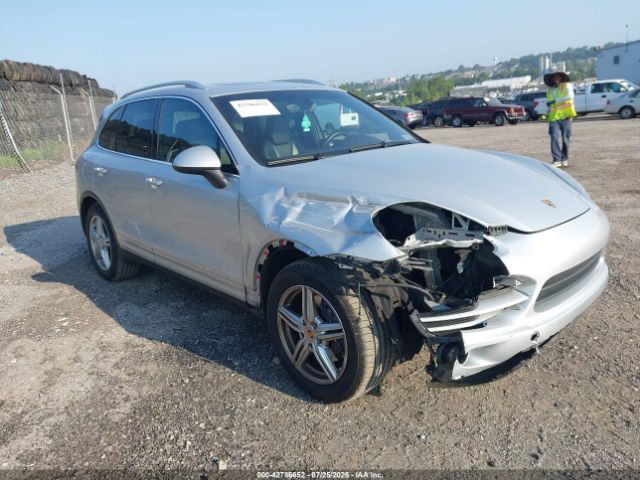 2014 PORSCHE CAYENNE WP1AA2A28ELA07344 Photo 0