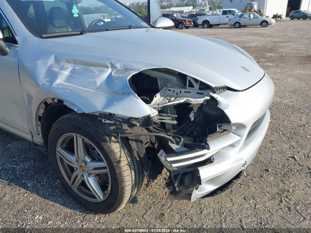 Porsche Cayenne 2014 WP1AA2A28ELA07344 Image 17