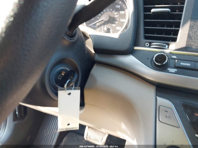 KMHD84LF8HU064076 Hyundai 2017