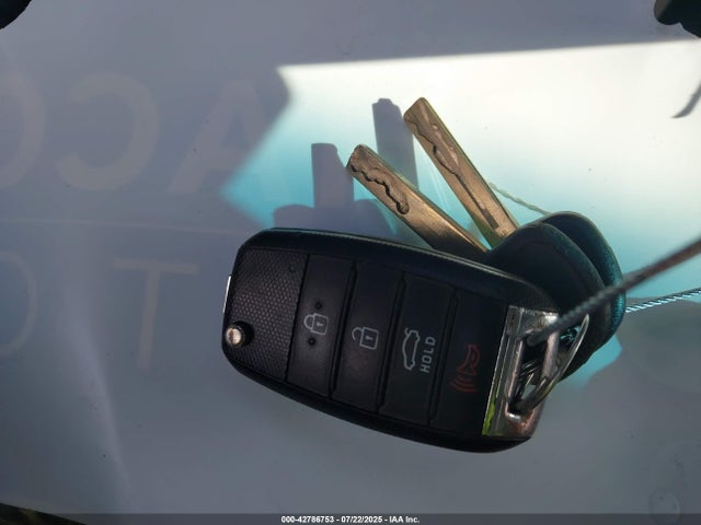 5XXGT4L37JG185585 KIA gdi