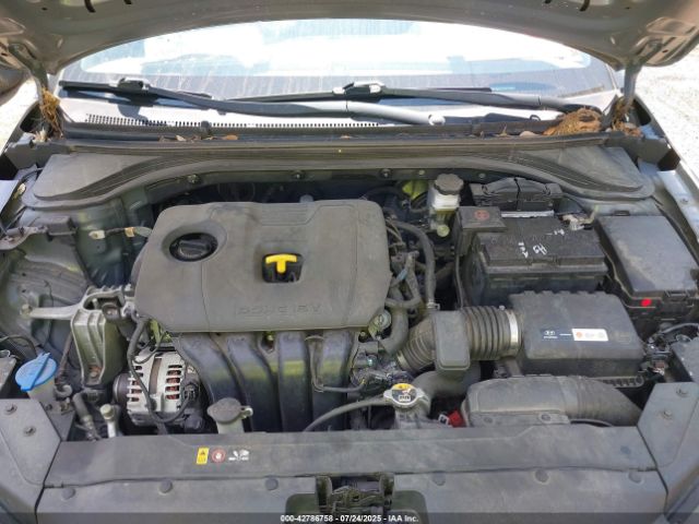 2019 HYUNDAI ELANTRA KMHD74LF8KU779580 Photo 9