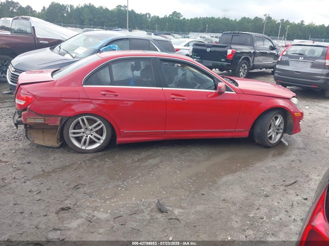 Mercedes-Benz 2014 2014 WDDGF4HB1EA950840 Image 12