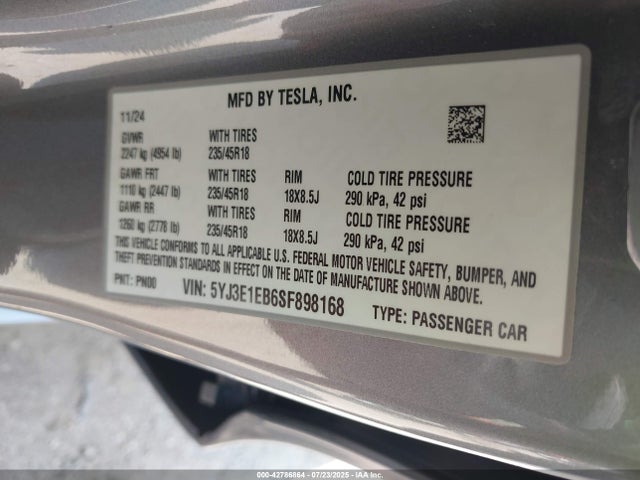 2025 TESLA MODEL 3 5YJ3E1EB6SF898168 Photo 8