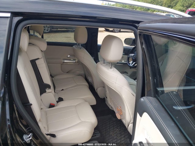 42786885 :رقم المزاد ، W1N4M4HB6LW056134 vin ، 2020 Mercedes-benz Glb 250 4matic مزاد بيع