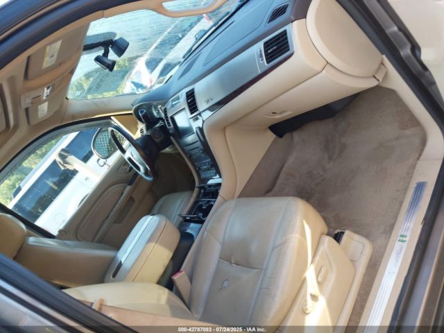 2011 CADILLAC ESCALADE HYBRID 1GYS4EEJ0BR152638 Photo 4