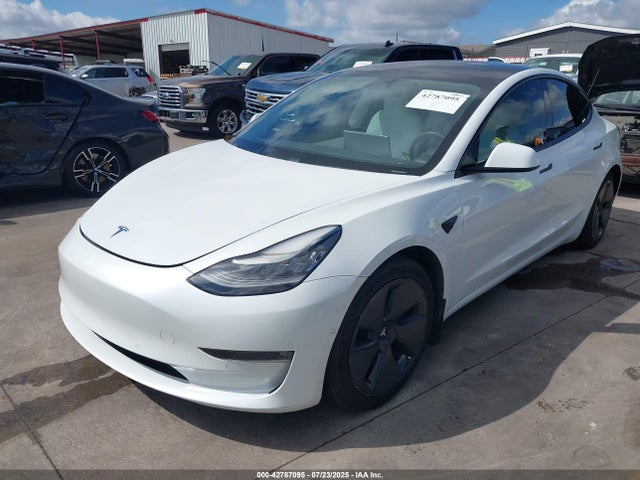2021 TESLA MODEL 3 5YJ3E1EB9MF858573 Photo 1